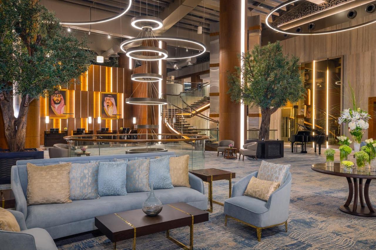 Jeddah Marriott Hotel Madinah Road Εξωτερικό φωτογραφία The lobby of the hotel