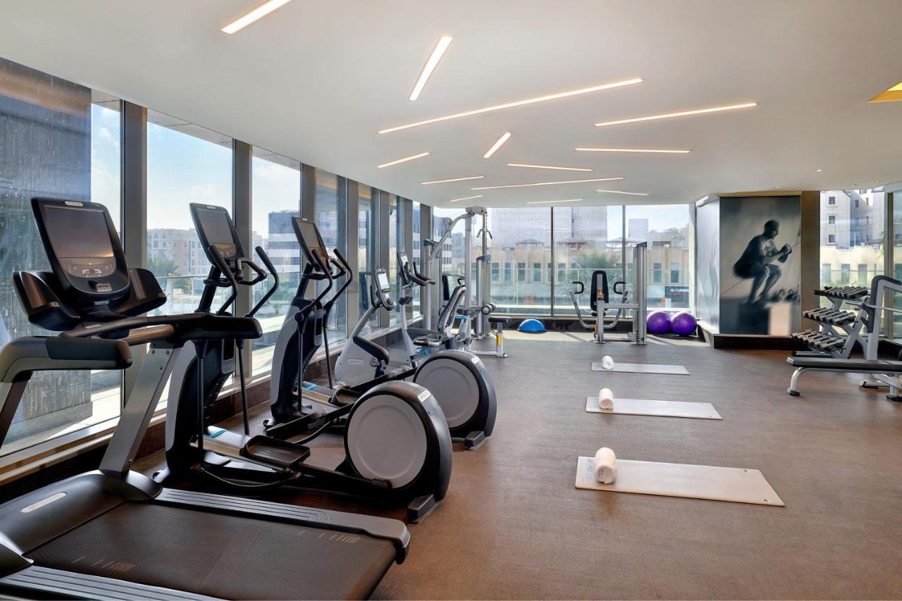 Jeddah Marriott Hotel Madinah Road Εξωτερικό φωτογραφία The gym at the hotel