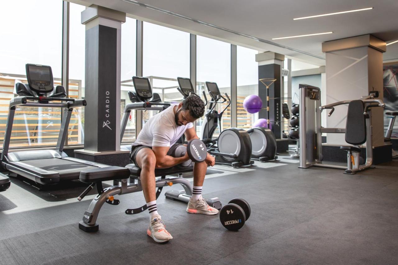Jeddah Marriott Hotel Madinah Road Εξωτερικό φωτογραφία The gym at the hotel