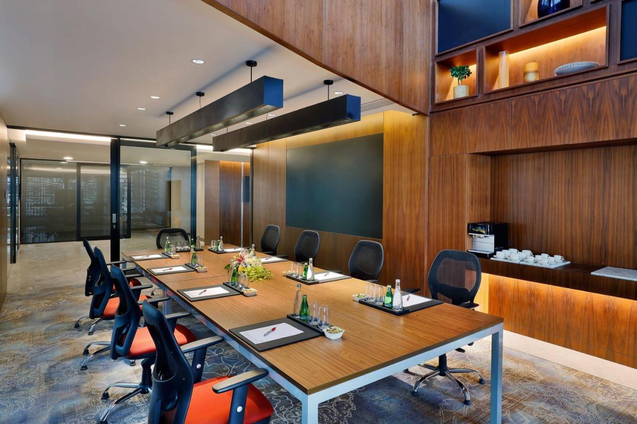 Jeddah Marriott Hotel Madinah Road Εξωτερικό φωτογραφία Meeting room at the W Sukhumvit